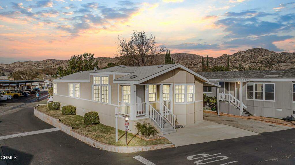 1550 Rory Lane #101, Simi Valley, CA 93063
