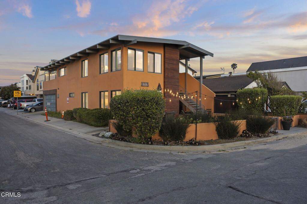 2924 Lakeshore Court, Oxnard, CA 93035