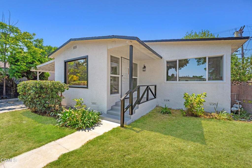 704 E 103rd Place, Los Angeles, CA 90002