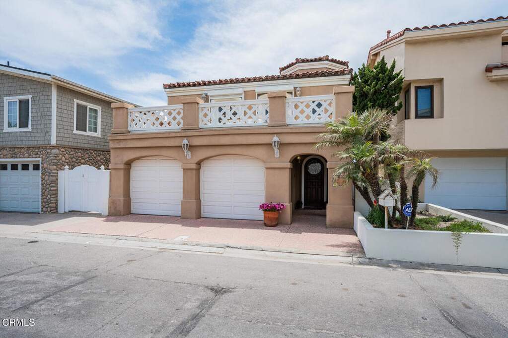 4165 Ocean Drive, Oxnard, CA 93035