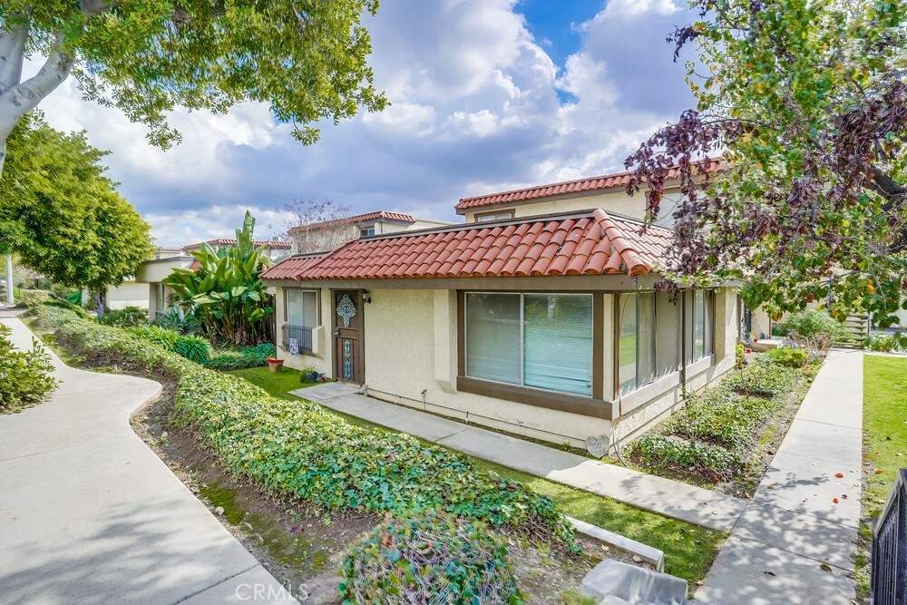 1426 3rd Street, Duarte, CA 91010