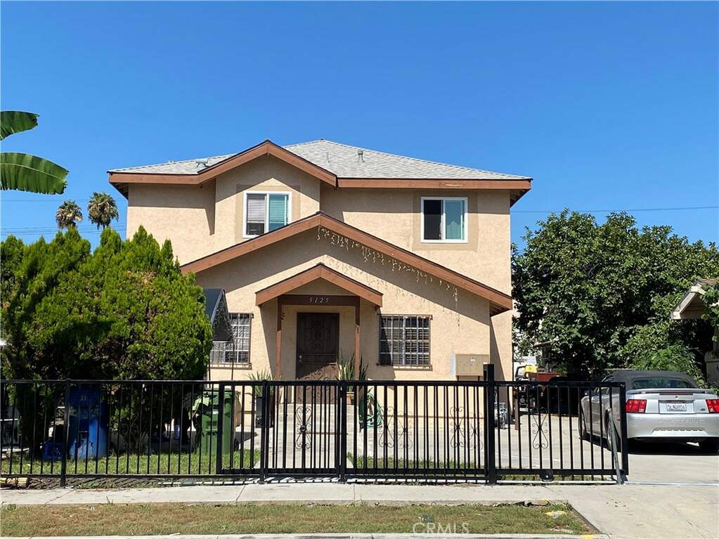 5125 Oakland Street, El Sereno, CA 90032 MLS WS24077930 Christie's International Real