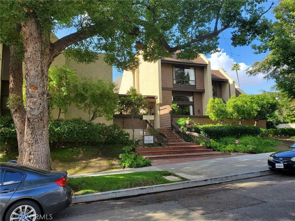 1349 N Columbus Avenue #2, Glendale, CA 91202
