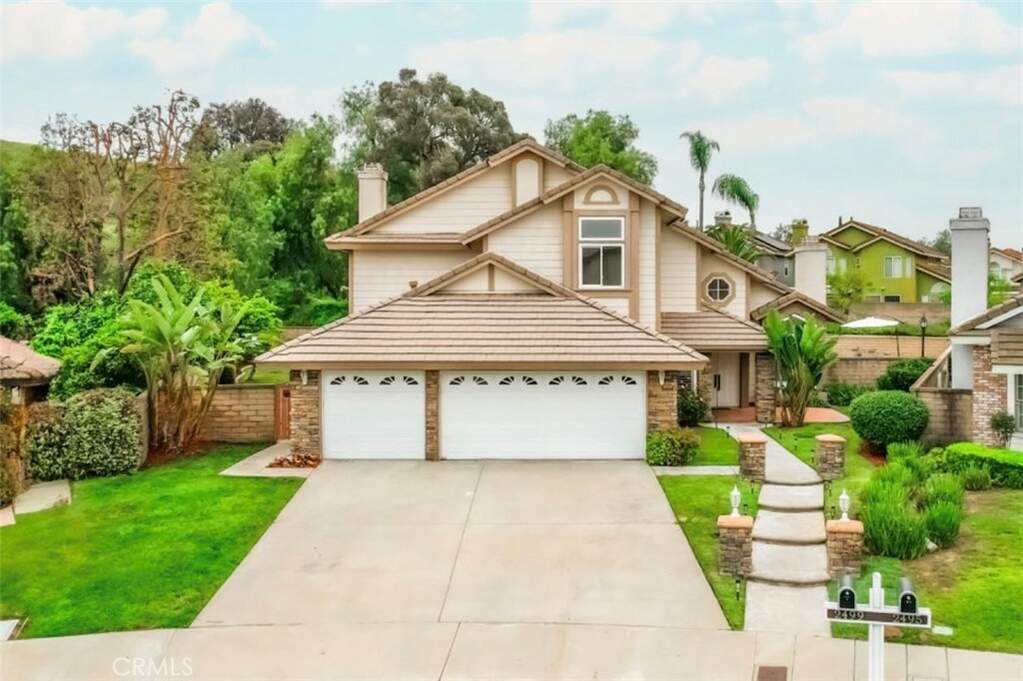 2499 Meadow Ridge Drive