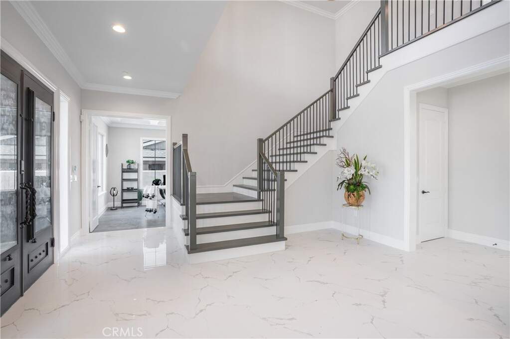 5305 Glickman Avenue, Temple City, CA 91780