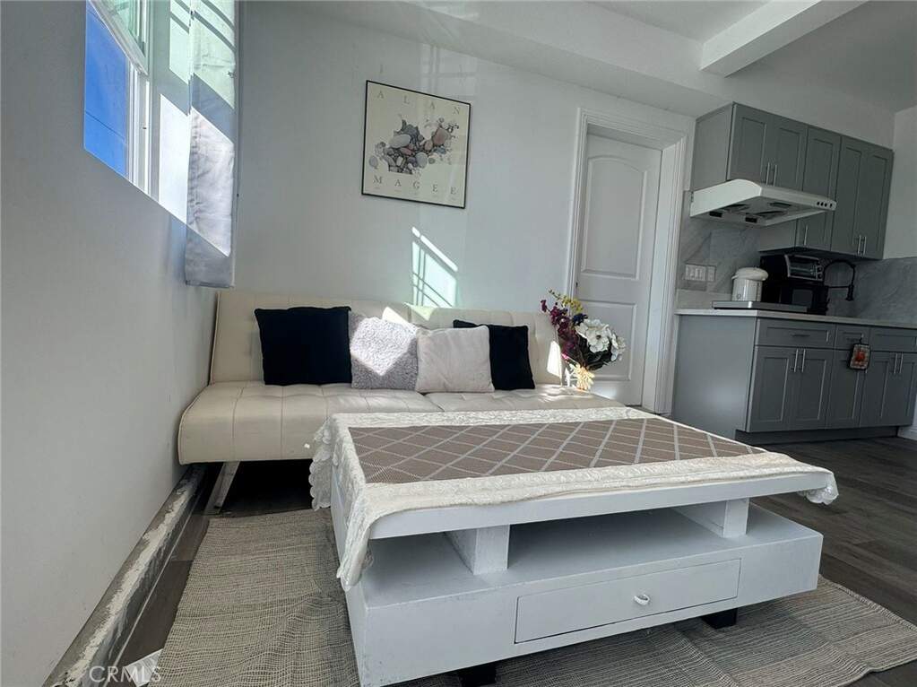 1700 S 8th Street, Alhambra, CA 91803