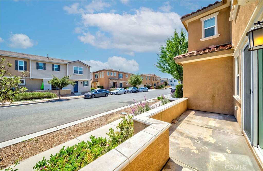 5861 Ginger Drive, Eastvale, CA 92880