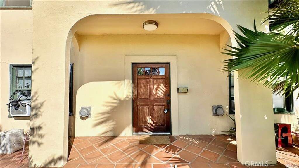 3201 Hamilton Way, Los Angeles, CA 90026