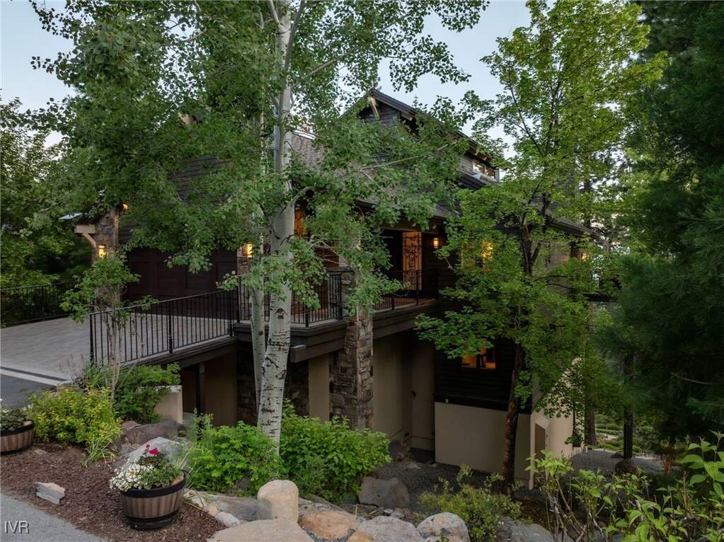 587 Fallen Leaf Way, Incline Village, NV 89451