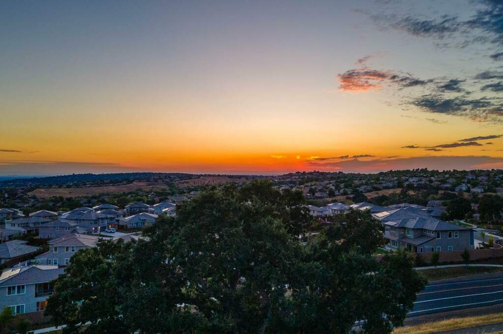 4040 Hawk View Road, El Dorado Hills, CA 95762