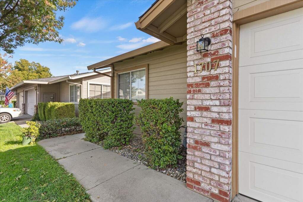 1707 Wildflower Circle, Yuba City, CA 95993 MLS 223108168 Christie