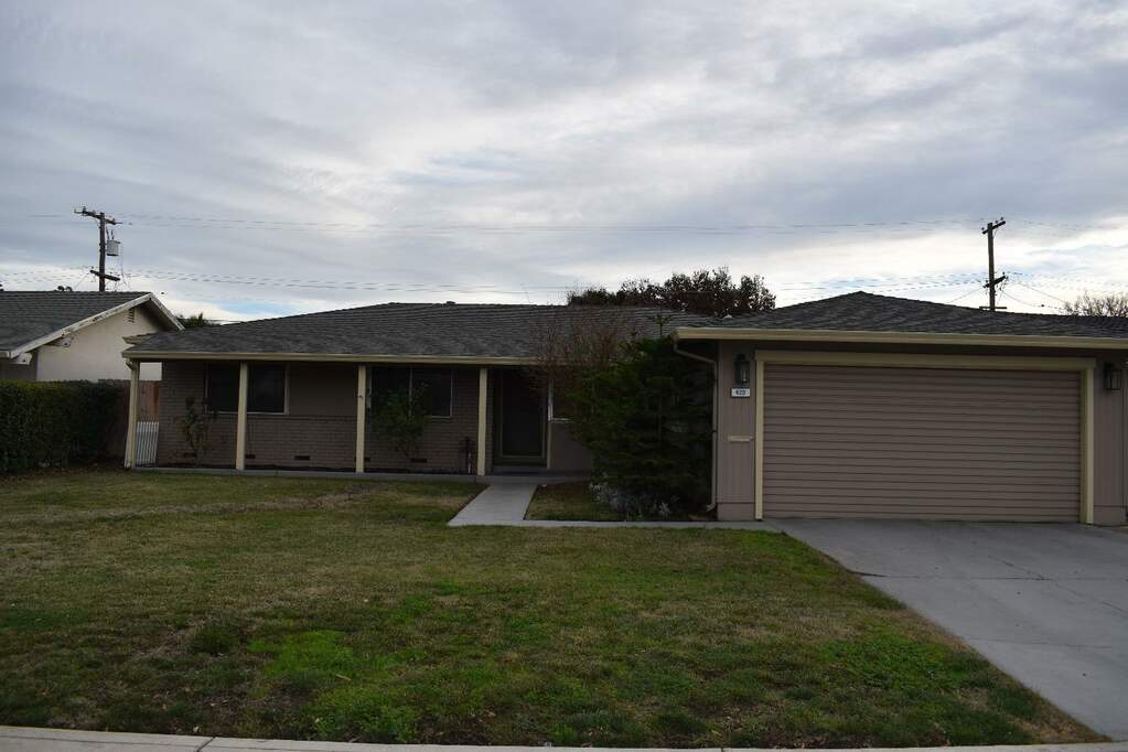 420 E Banbury Drive, Stockton, CA 95207
