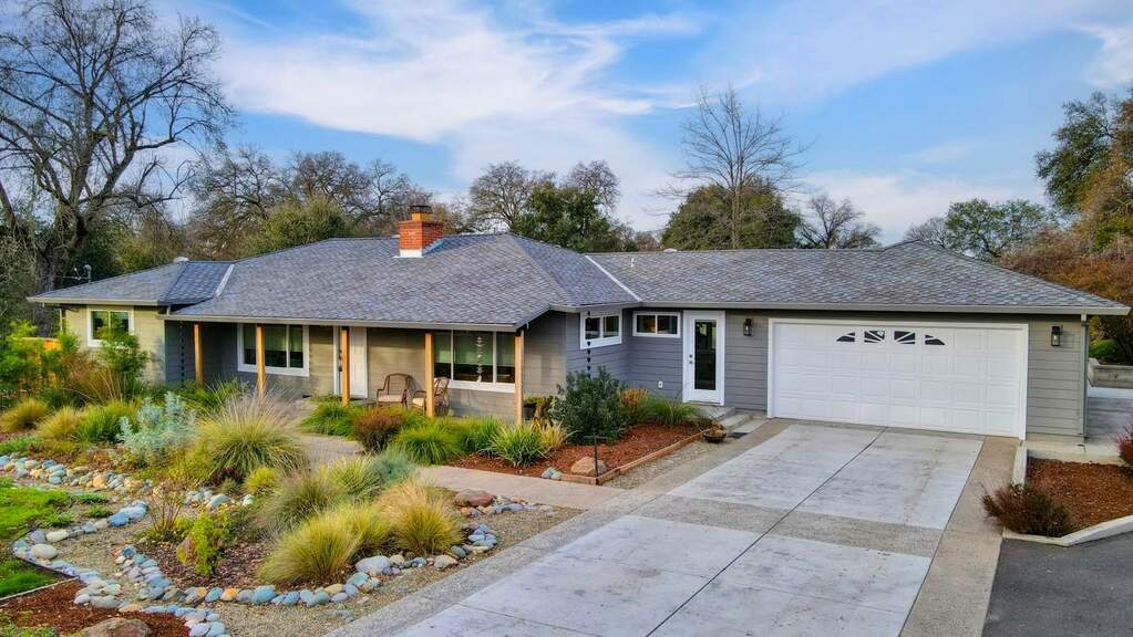 8841 Oak Avenue, Orangevale, CA 95662