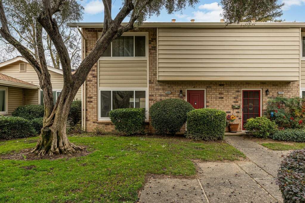 8335 La Riviera Drive, Sacramento, CA 95826