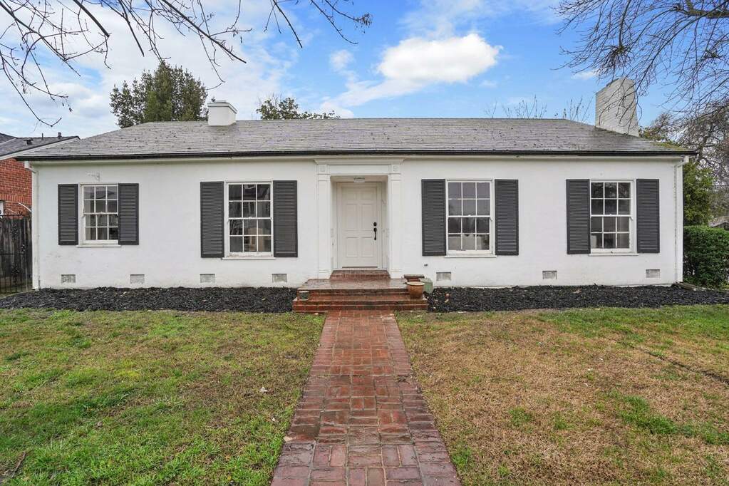 472 W Monterey Avenue, Stockton, CA 95204