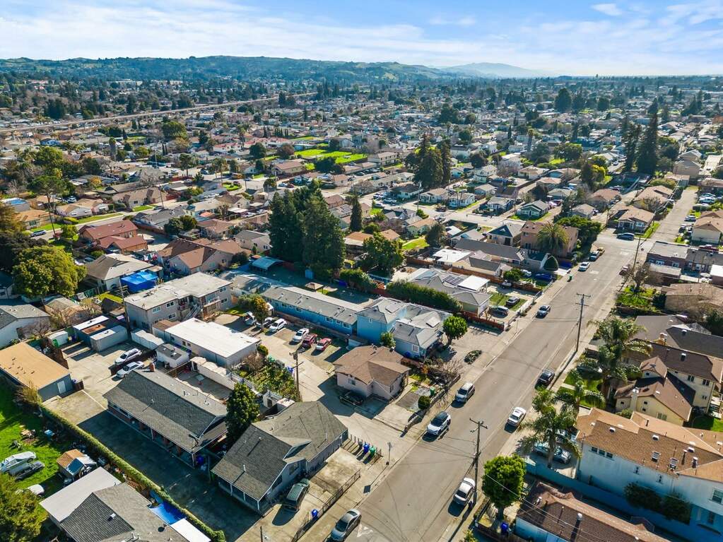 19064 Standish Avenue, Hayward, CA 94541 MLS 224010450 Christie's