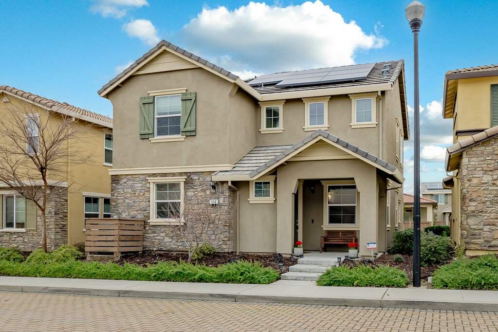 110 Huddlestone Circle, Roseville, CA 95661 MLS 224012853 Christie