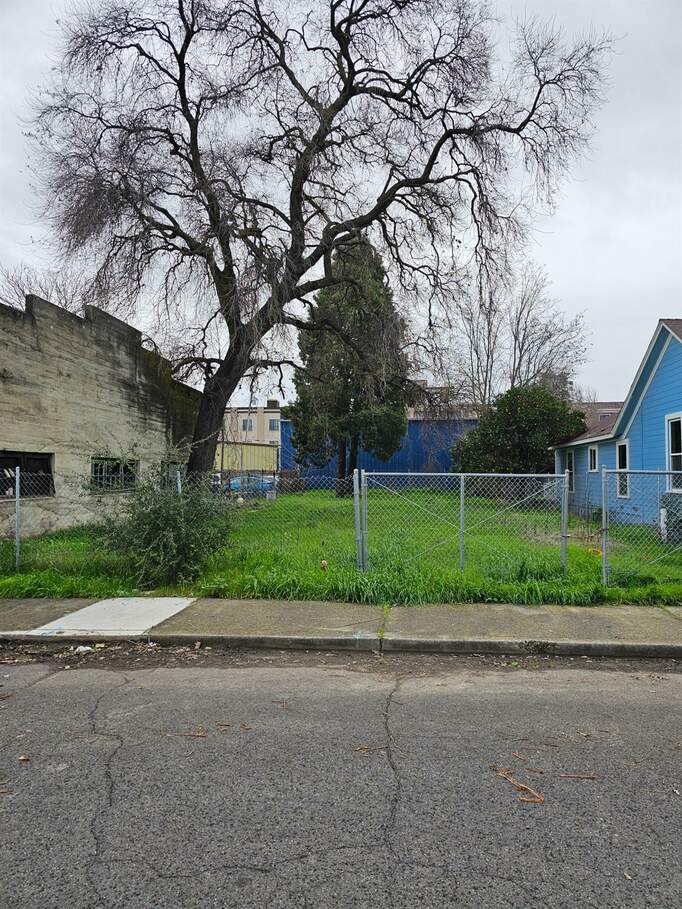 4 Edwards, Winters, CA 95694 MLS 224014956 Christie's