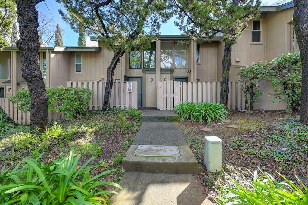 13057 Lincoln Way #D