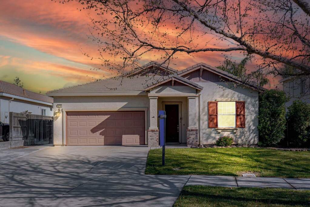 671 W Boesch Drive, Ripon, CA 95366