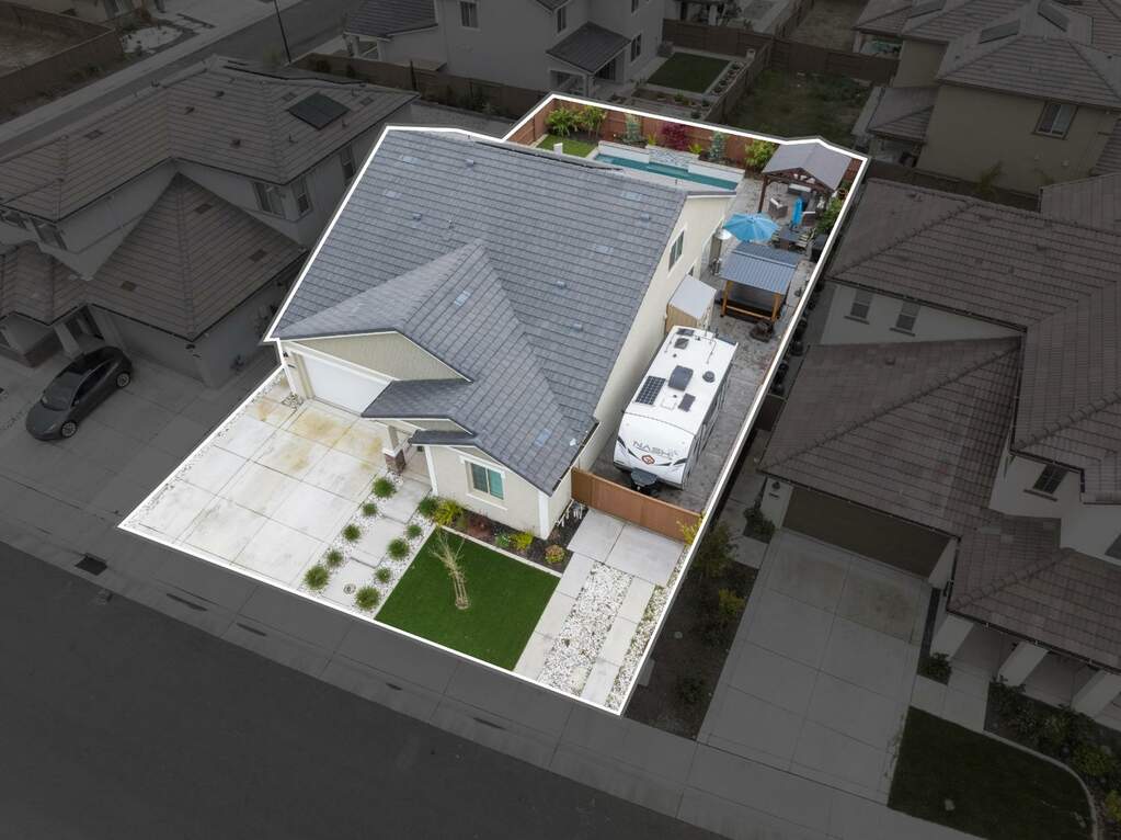 3080 Brandenburber Drive, Roseville, CA 95747