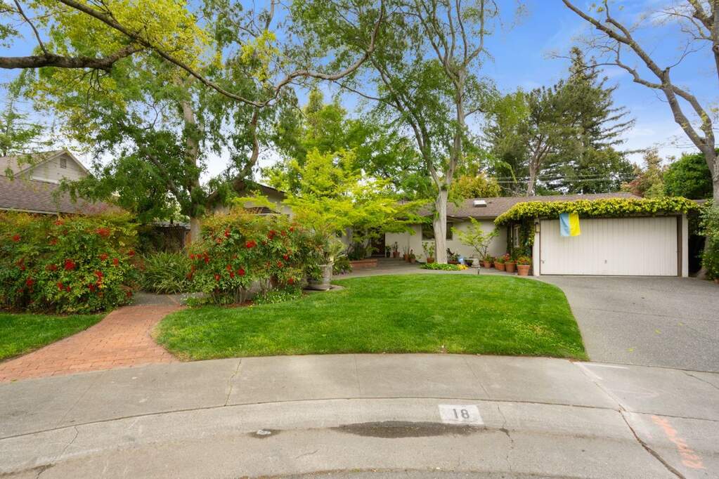 18 Parkside Drive, Davis, CA 95616