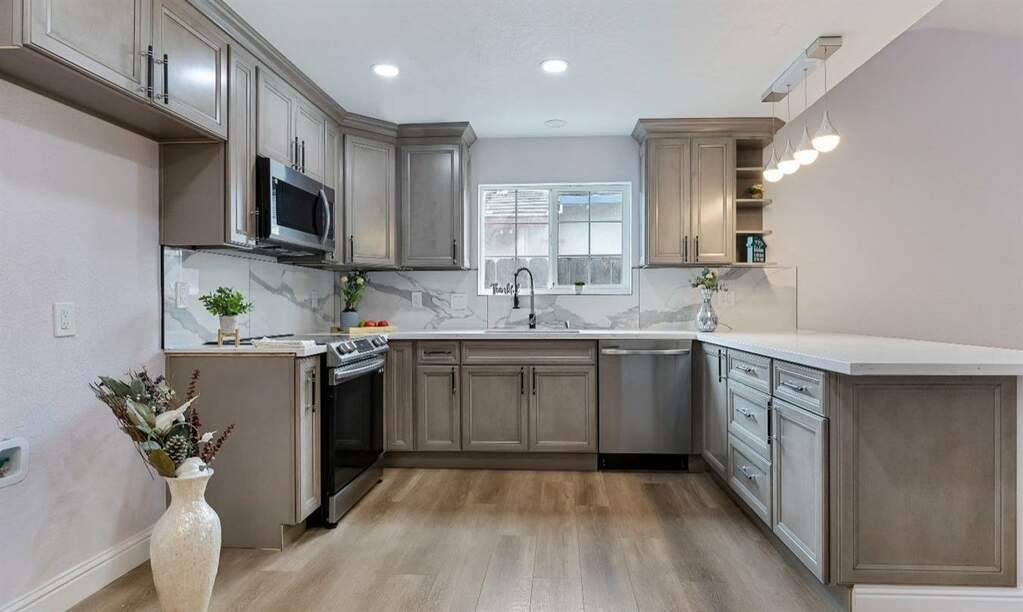 8815 Stonewood Drive, Stockton, CA 95209