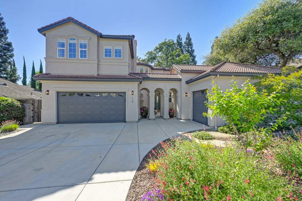 119 Hollyann Drive, Folsom, CA 95630