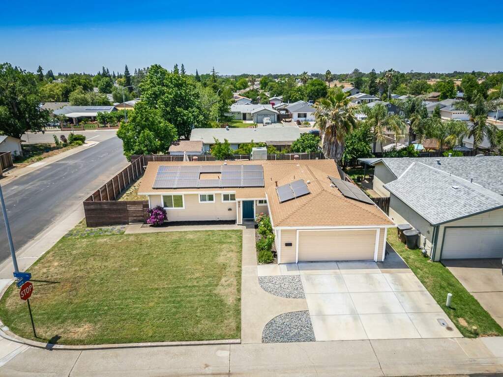 600 P Street, Lincoln, CA 95648