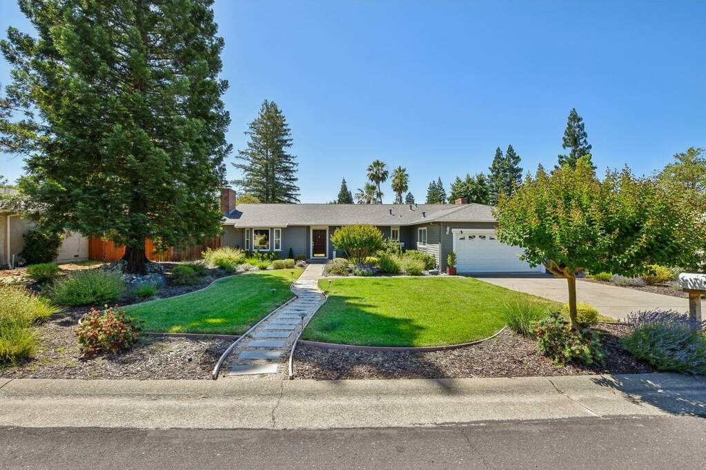 104 Coffee Berry Court, Folsom, CA 95630