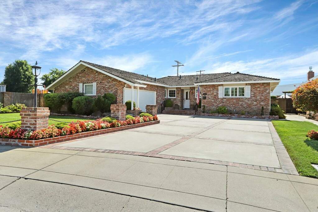 1249 S Avena Avenue, Lodi, CA 95240