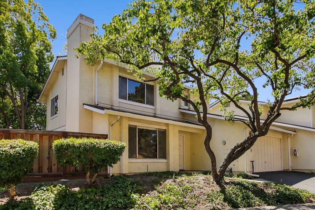 128 Fountainhead Court, Martinez, CA 94553