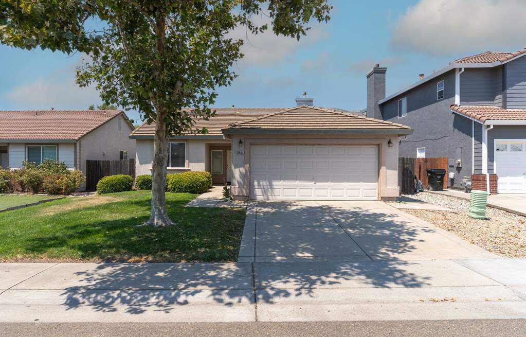 8991 Garnet Peak Way, Sacramento, CA 95829