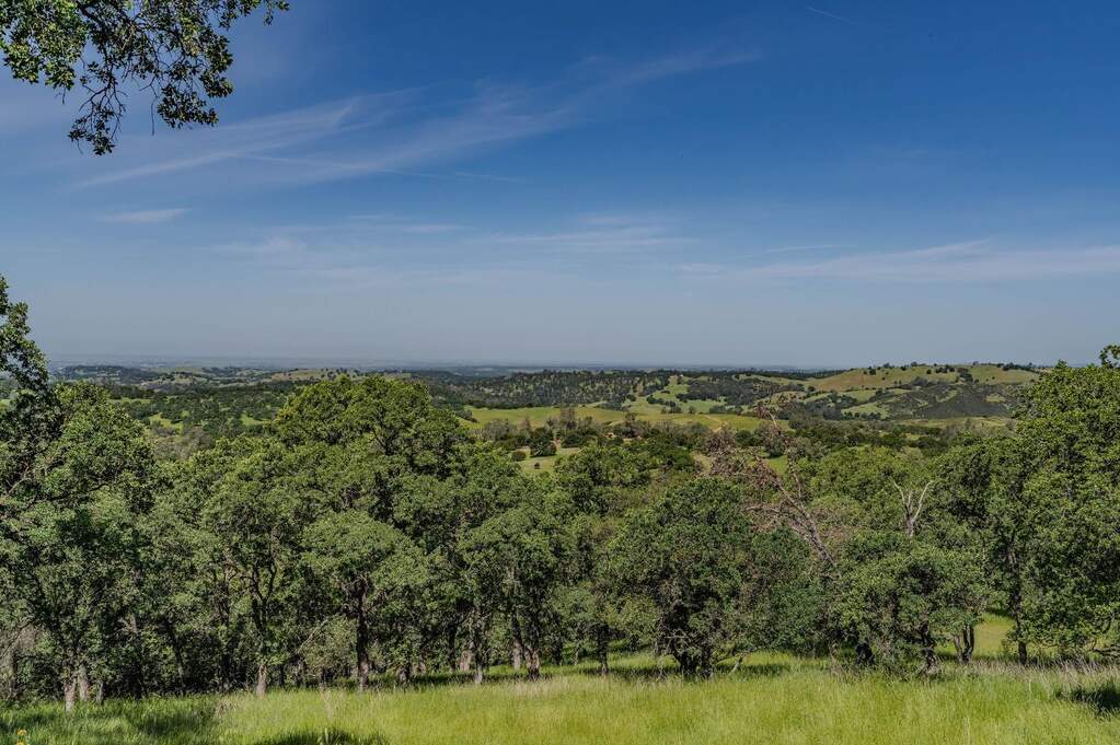 10851 Sunset Drive, Sutter Creek, CA 95685