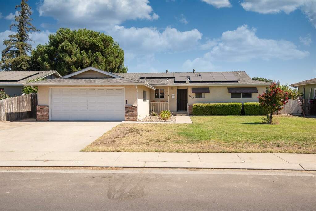 1622 David Drive, Escalon, CA 95320