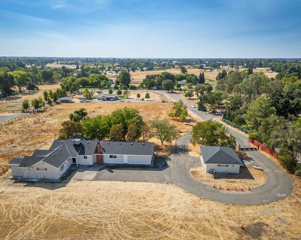9581 Jeffcott Road, Wilton, CA 95693