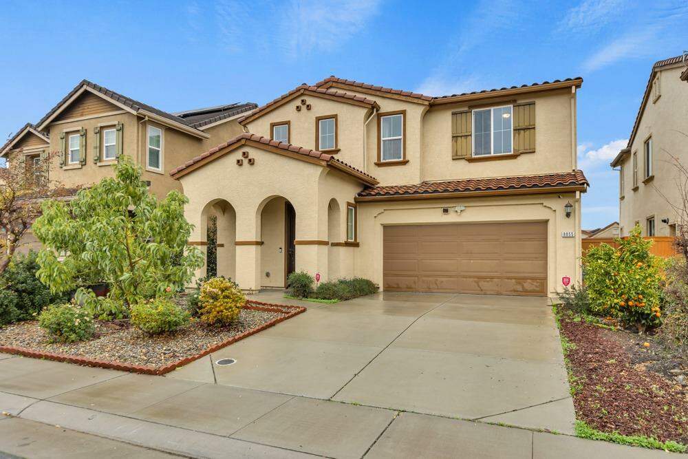 8855 Gelderland Way, Sacramento, CA 95828