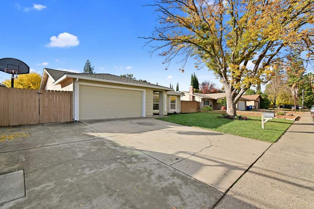 7025 Westchester Way, Citrus Heights, CA 95621