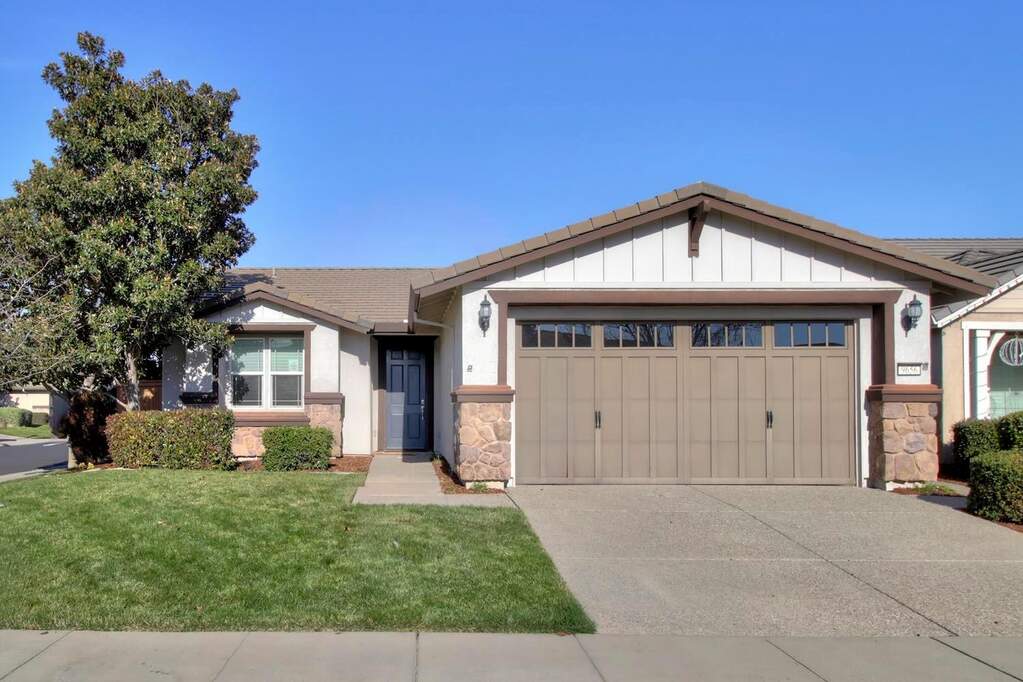 9656 Oakham Way, Elk Grove, CA 95757