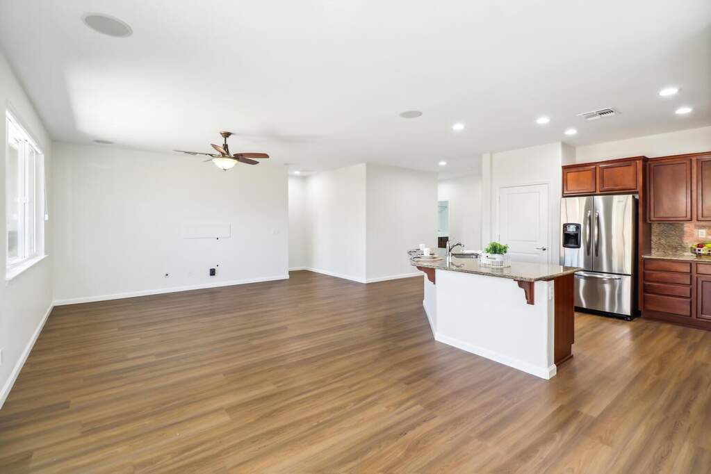 9656 Oakham Way, Elk Grove, CA 95757