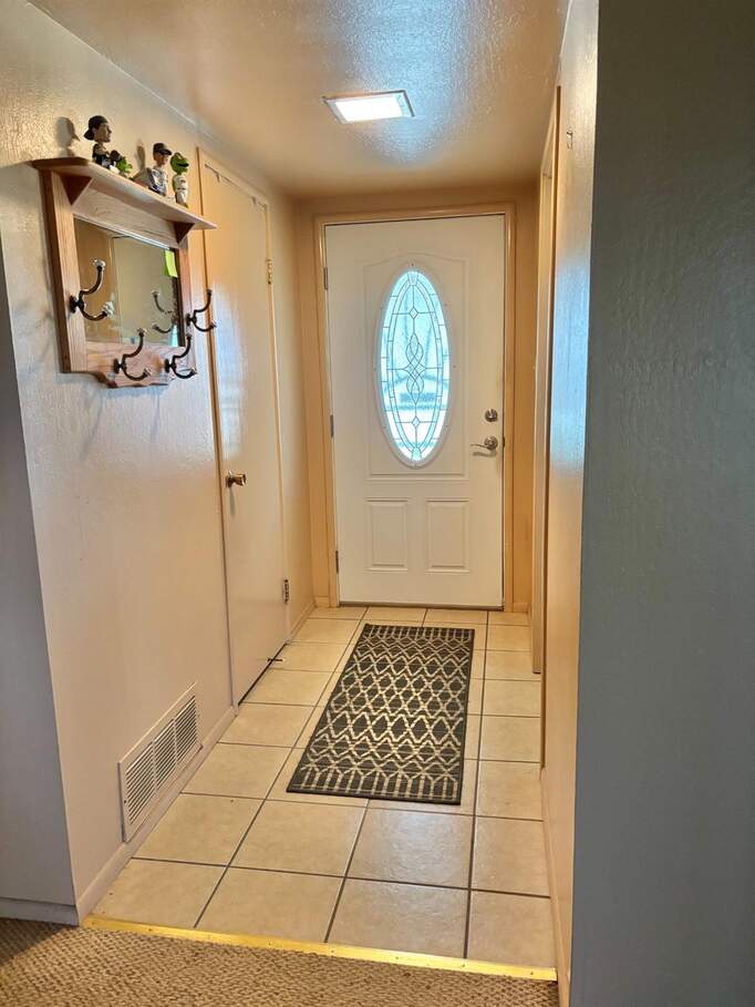 102 E 18th Street #3, Marysville, CA 95901
