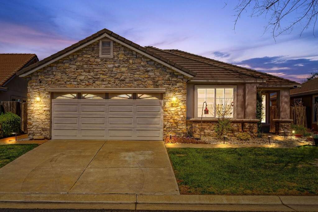 141 N Branch Court, Valley Springs, CA 95252
