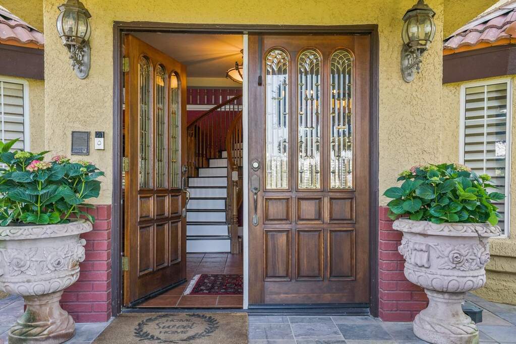 5373 N Mendocino Avenue, Clovis, CA 93619