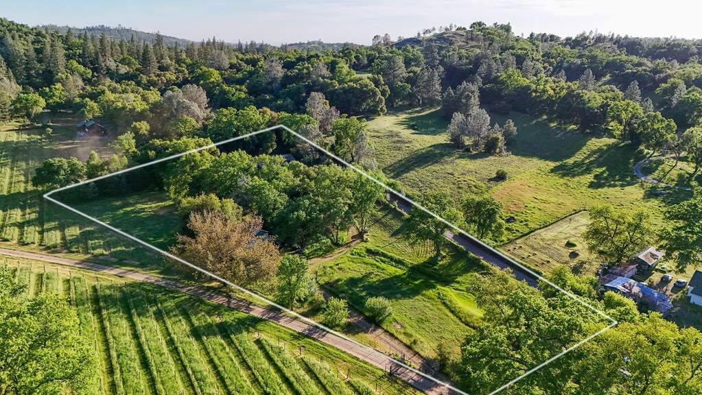 13930 Fiddletown Road, Fiddletown, CA 95629