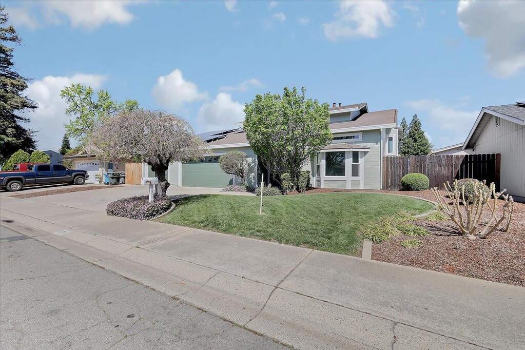 1571 Coats Drive, Yuba City, CA 95993