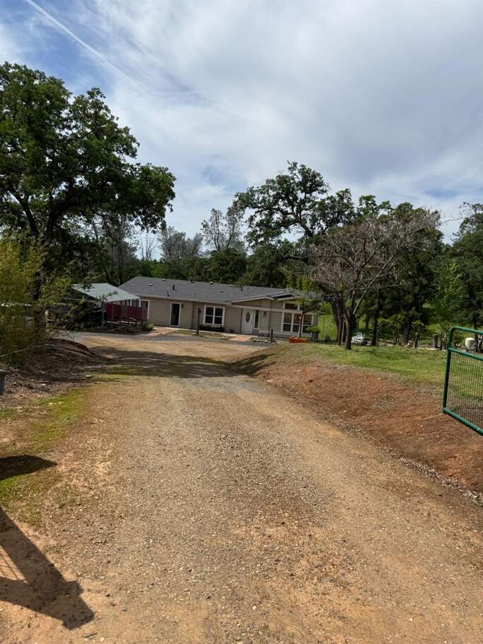 51 Woodvine Lane Lane, Bangor, CA 95901