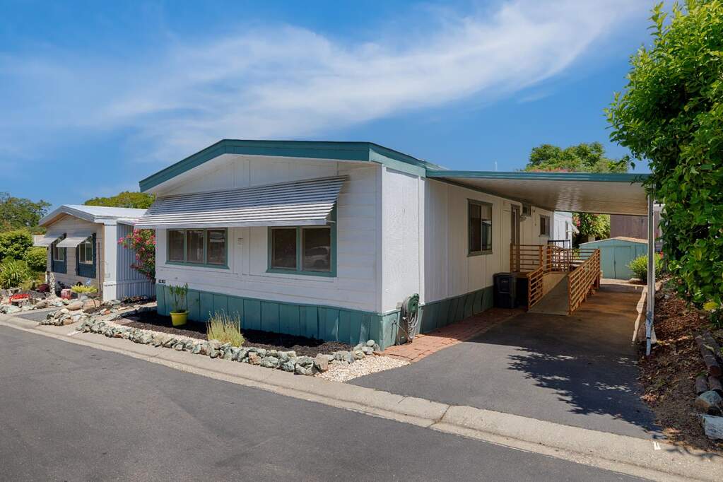 1605 Grass Valley Hwy #73, Auburn, CA 95603