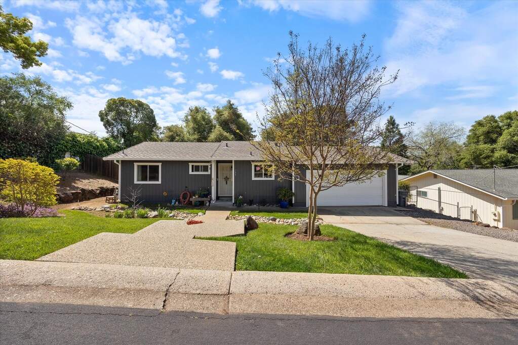 184 Orrin Drive, Auburn, CA 95603