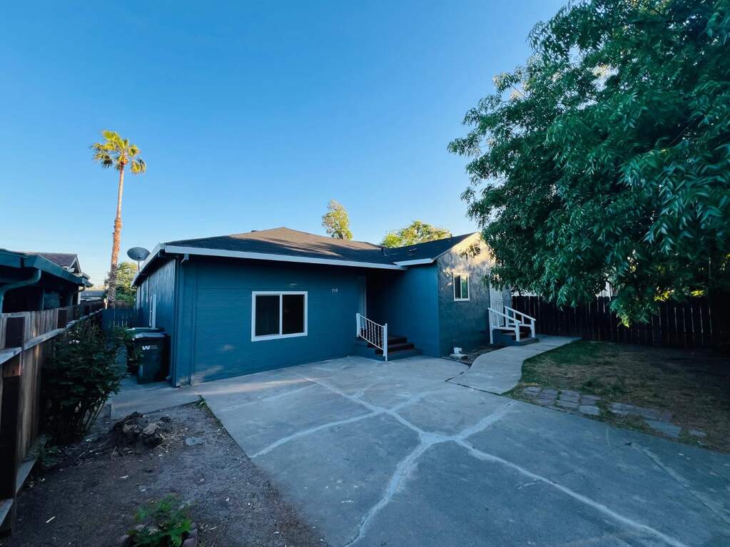710 E 4th, Stockton, CA 95206