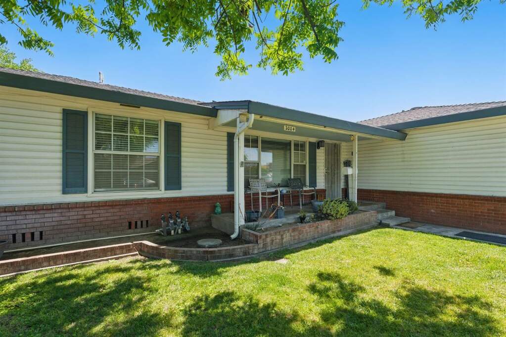 2004 2nd Street, Ceres, CA 95307